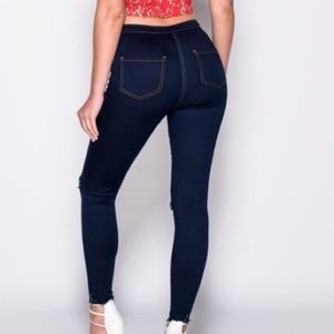 Lovely skinnies (sz.4)